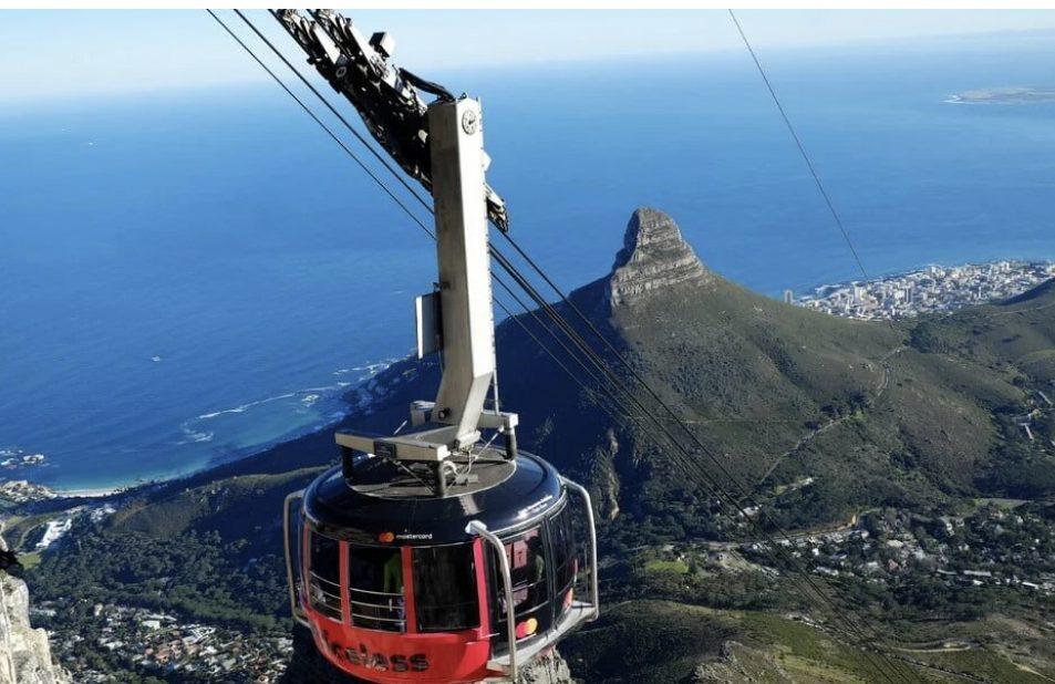Table Mountain cable car above Cape Town
